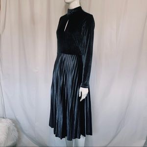 NWOT Velvet MIDI ASOS Dress